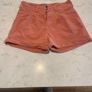 Twelve by Twelve High Waist Salmon Shorts